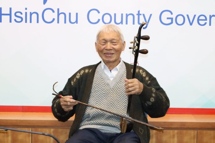 客家八音薪火相傳　90歲賴義發獲藝術教育貢獻獎